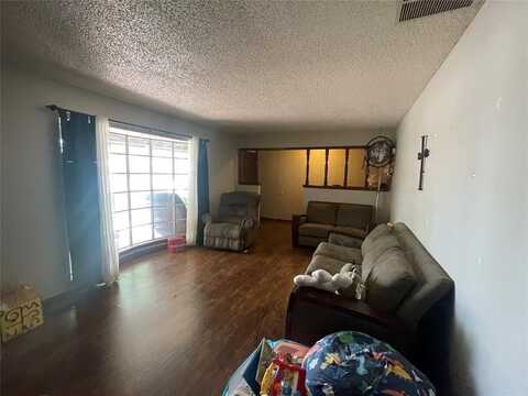 139 Sheridan Place, Chickasha, OK 73018