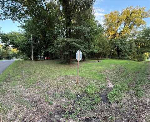 606 Campbell Street, Broken Bow, OK 74728