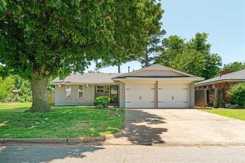 608 SW 9th Street, Moore, OK 73160