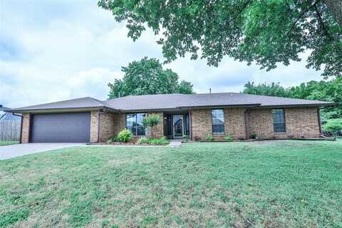 2102 Barrington Drive, Norman, OK 73071
