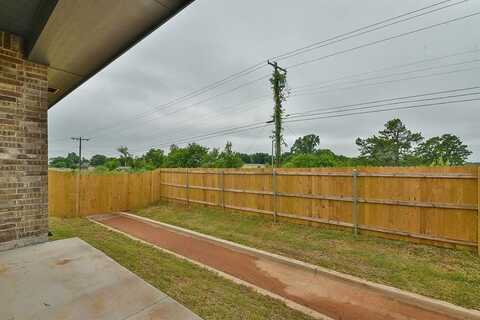 2805 Josie Circle, Midwest City, OK 73130