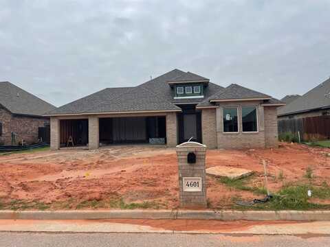 4601 Hidalgo Avenue, Mustang, OK 73064