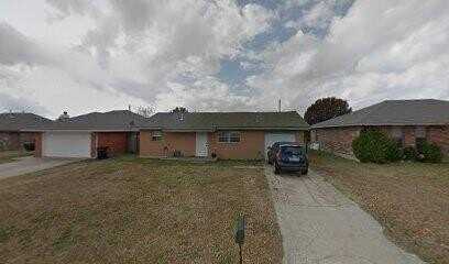 1521 N Southminster Avenue, Moore, OK 73160