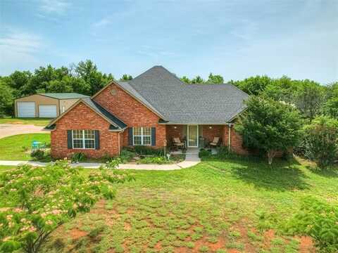 989 County Street 2949, Tuttle, OK 73089