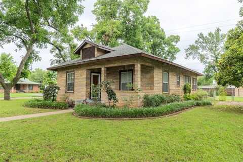 828 N Pine Street, Pauls Valley, OK 73075