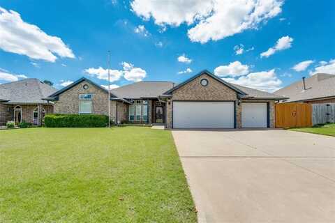 2013 Goldenrod Lane, Midwest City, OK 73130