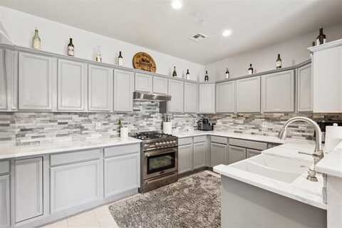 1800 NW 161st Place, Edmond, OK 73013