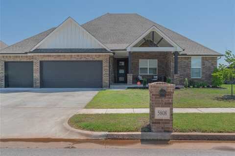 5808 Ledgestone Drive, Mustang, OK 73064