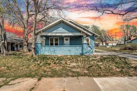 816 W Padon Street, Blackwell, OK 74631