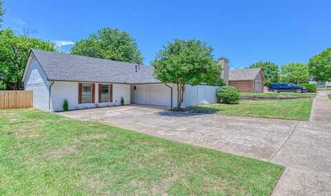 2804 Meadow Avenue, Norman, OK 73072