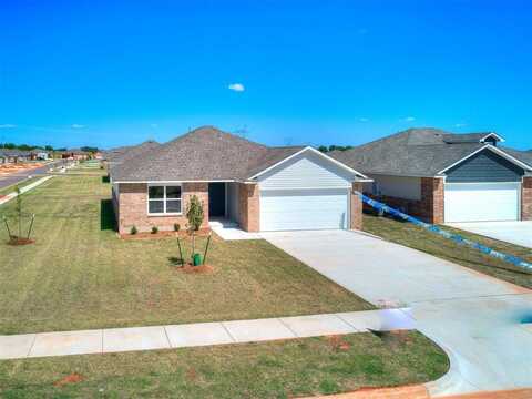 920 S Bear Lane, Mustang, OK 73064
