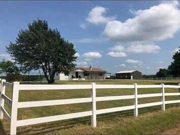 11060 N 364 Road, Okemah, OK 74859