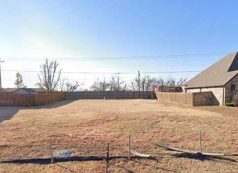 4609 Hambletonian Lane, Mustang, OK 73064