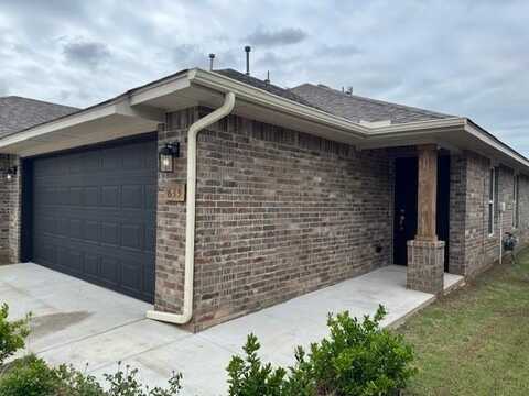 635 Marlin Court, Chickasha, OK 73018