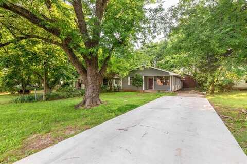 304 S 4th Street, Noble, OK 73068