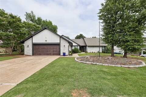 2404 Brookhaven Drive, Edmond, OK 73034