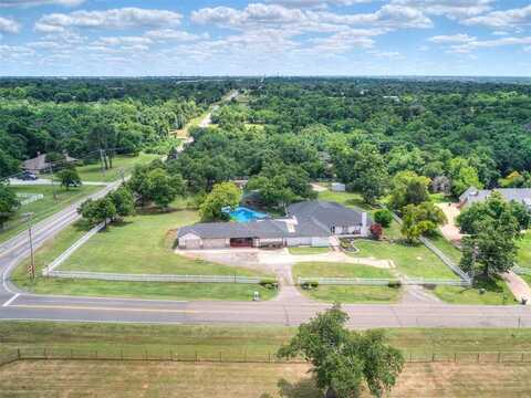 2320 W Sorghum Mill Road, Edmond, OK 73025