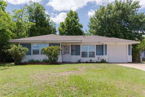 3305 N Mueller Avenue, Bethany, OK 73008