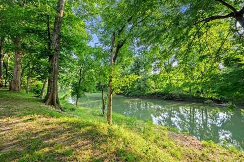 271 River West Lane, Broken Bow, OK 74728
