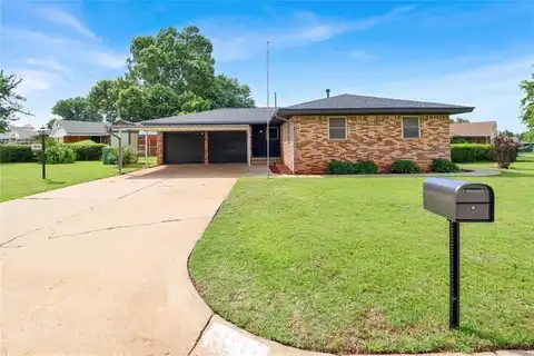 1910 Janeen Street, Yukon, OK 73099