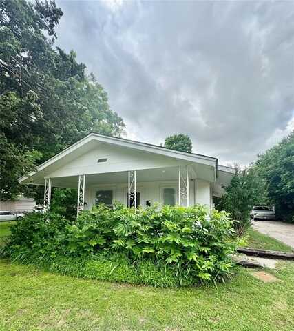 1412 S Evans Avenue, El Reno, OK 73036
