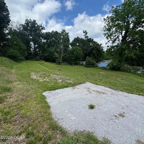 518 Joplin Street, Neosho, MO 64850