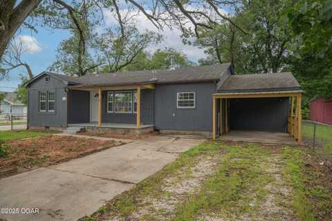 832 Roosevelt Avenue, Joplin, MO 64801