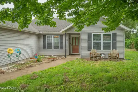 522 E Yale Street, Liberal, MO 64762