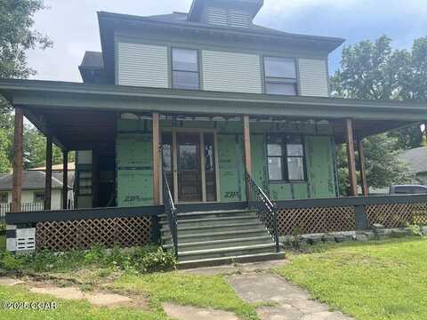 415 W McCord Street, Neosho, MO 64850