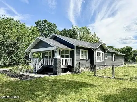 1326 E 14th Street, Pittsburg, KS 66762