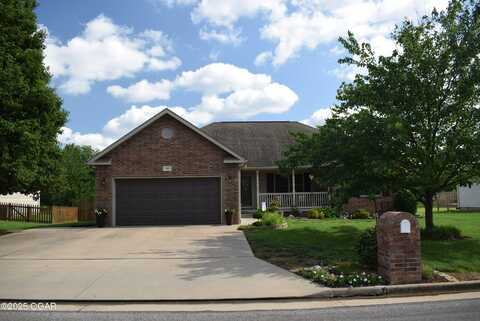 1902 E Natalie Lane, Joplin, MO 64801