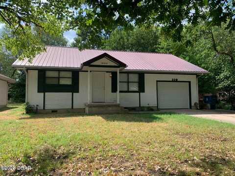 220 N Adams Avenue, Joplin, MO 64801