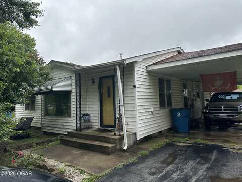 1003 Adams Avenue, Seneca, MO 64865