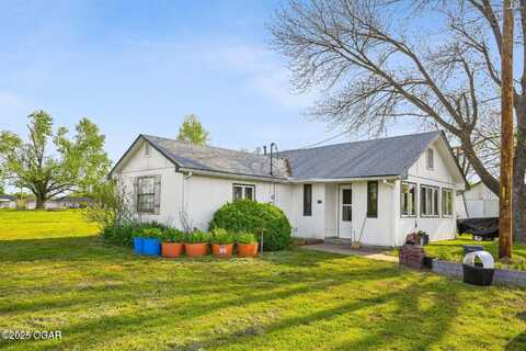 615 N Van Hoorebeke Road, Joplin, MO 64801