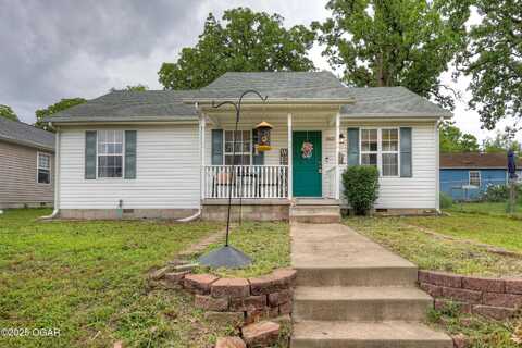 2413 Rolla Street, Joplin, MO 64801