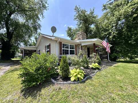 302 W Market Street, Diamond, MO 64840