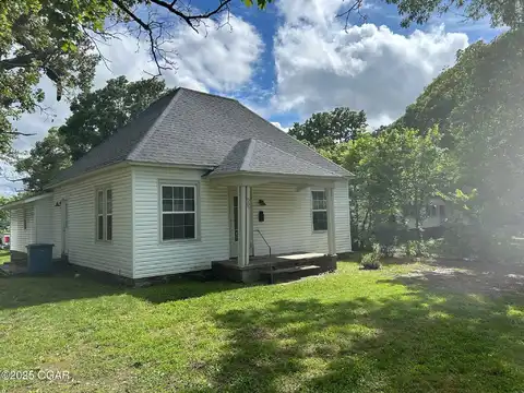 507 W Hill Street, Neosho, MO 64850