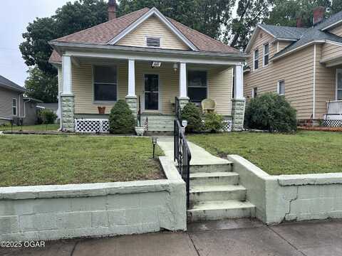 2022 S Jackson Avenue, Joplin, MO 64804