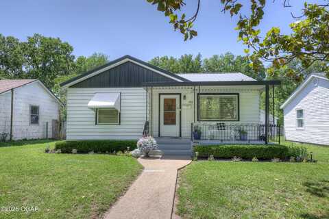 430 N Jackson Avenue, Joplin, MO 64801