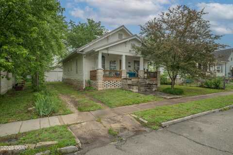 310 S McGregor Street, Carthage, MO 64836