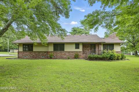 5694 Spurgeon Road, Joplin, MO 64804