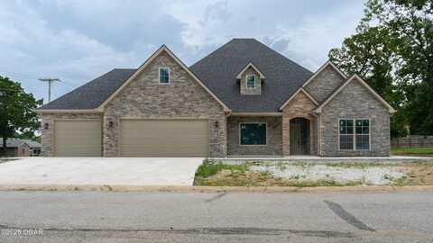 101 Van Dusen Drive, Carl Junction, MO 64834