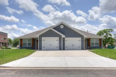 1004 W 3rd Street, Joplin, MO 64801
