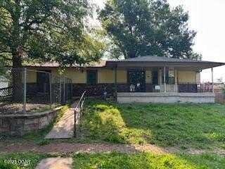 105 N Pearl Avenue, Joplin, MO 64801
