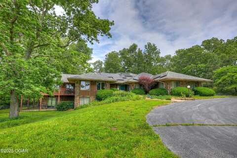 13495 Dogwood Road, Carthage, MO 64836