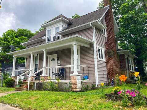 524 W 2nd Street, Webb City, MO 64870