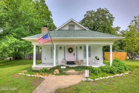 2101 N Florida Avenue, Joplin, MO 64801