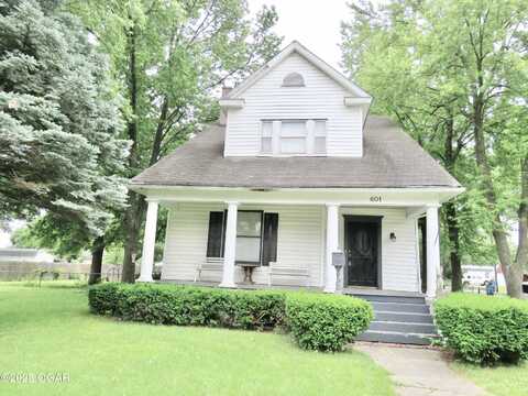 601 E Main Street, Carterville, MO 64835