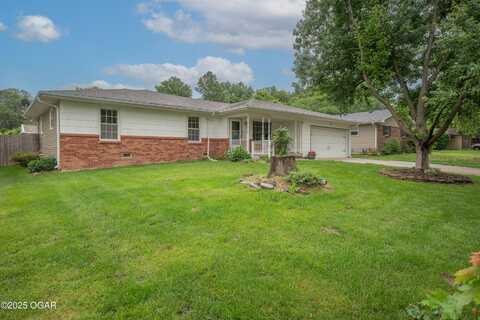 3431 Hawthorn Drive, Joplin, MO 64804