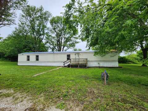 7945 County Lane 186, Carthage, MO 64836